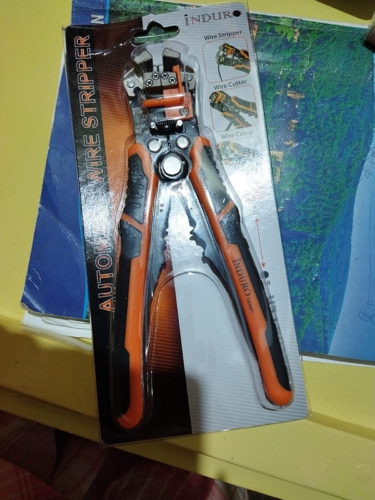 Self Adjusting wire stripper photo review